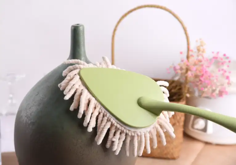 Triangle Chenille Duster